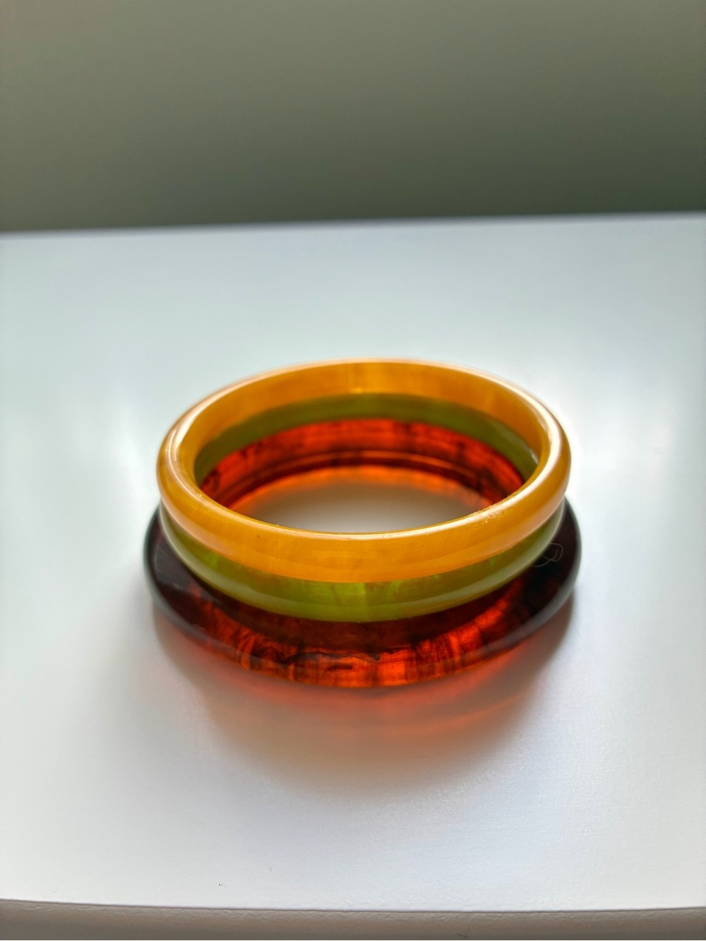Vintage Swirled Bakelite Bangle Bracelet Stack – Tri-Color Trio Set